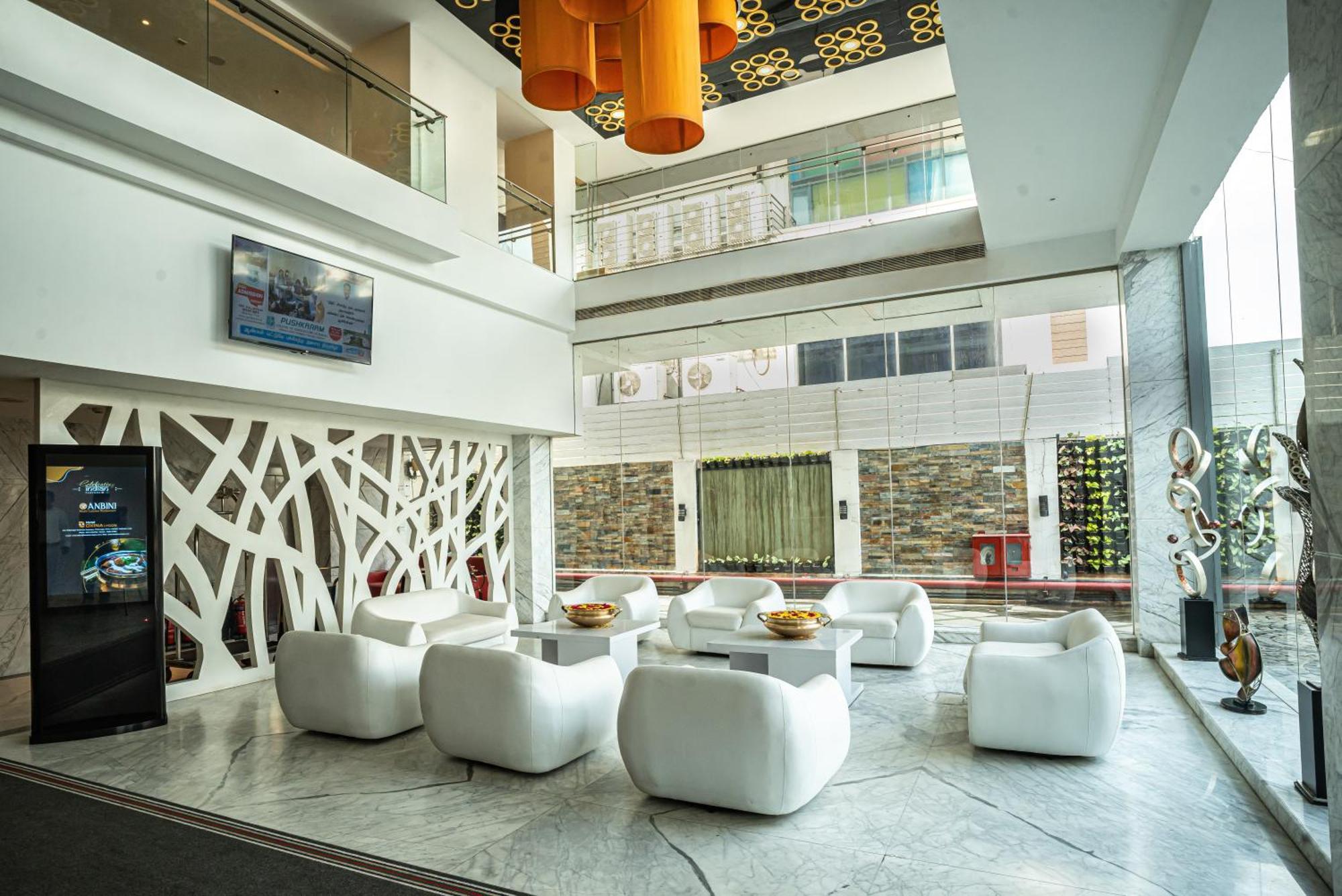 Hotel Oxina Lygon Tiruchirappalli Eksteriør billede