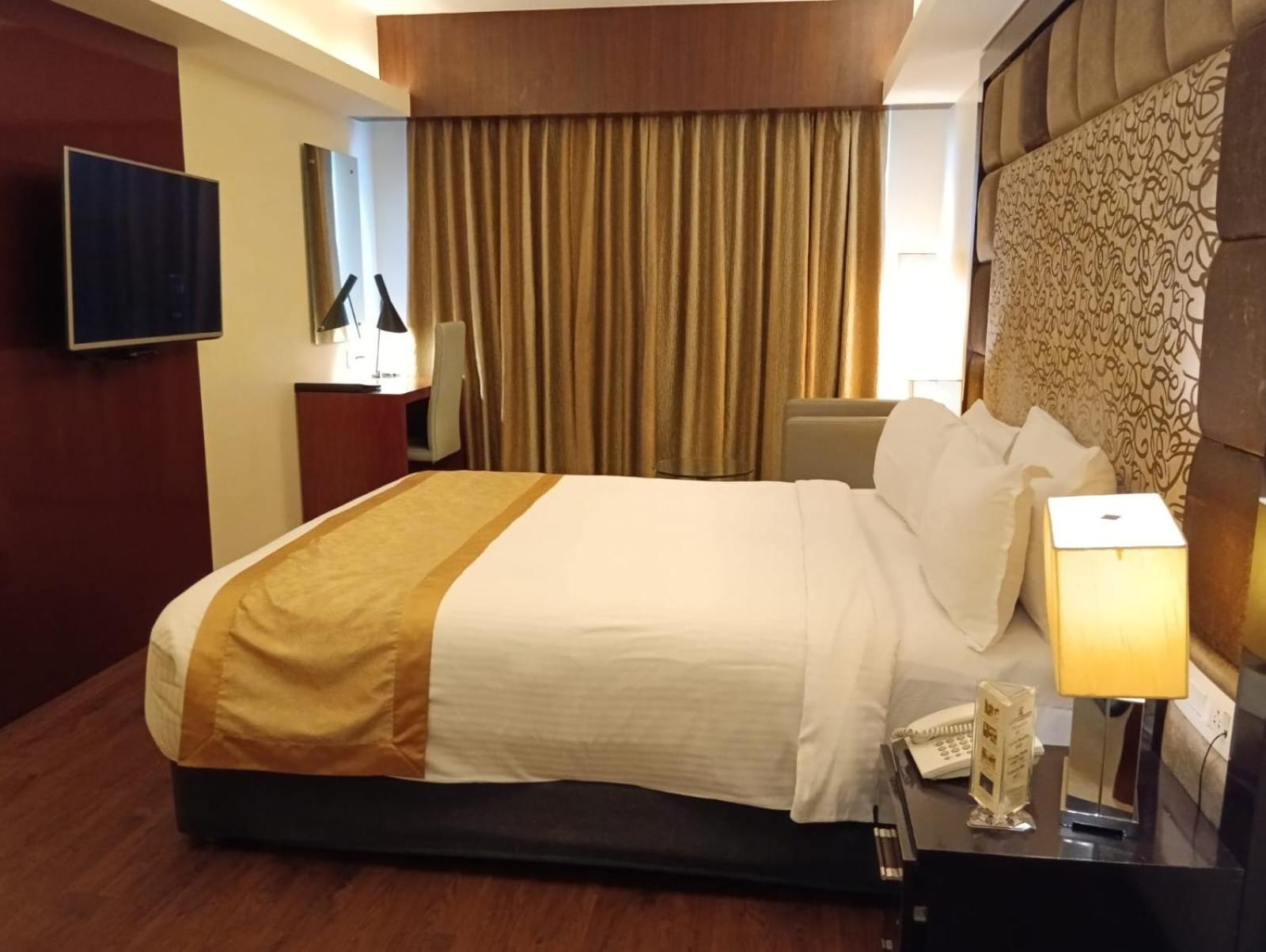 Hotel Oxina Lygon Tiruchirappalli Eksteriør billede