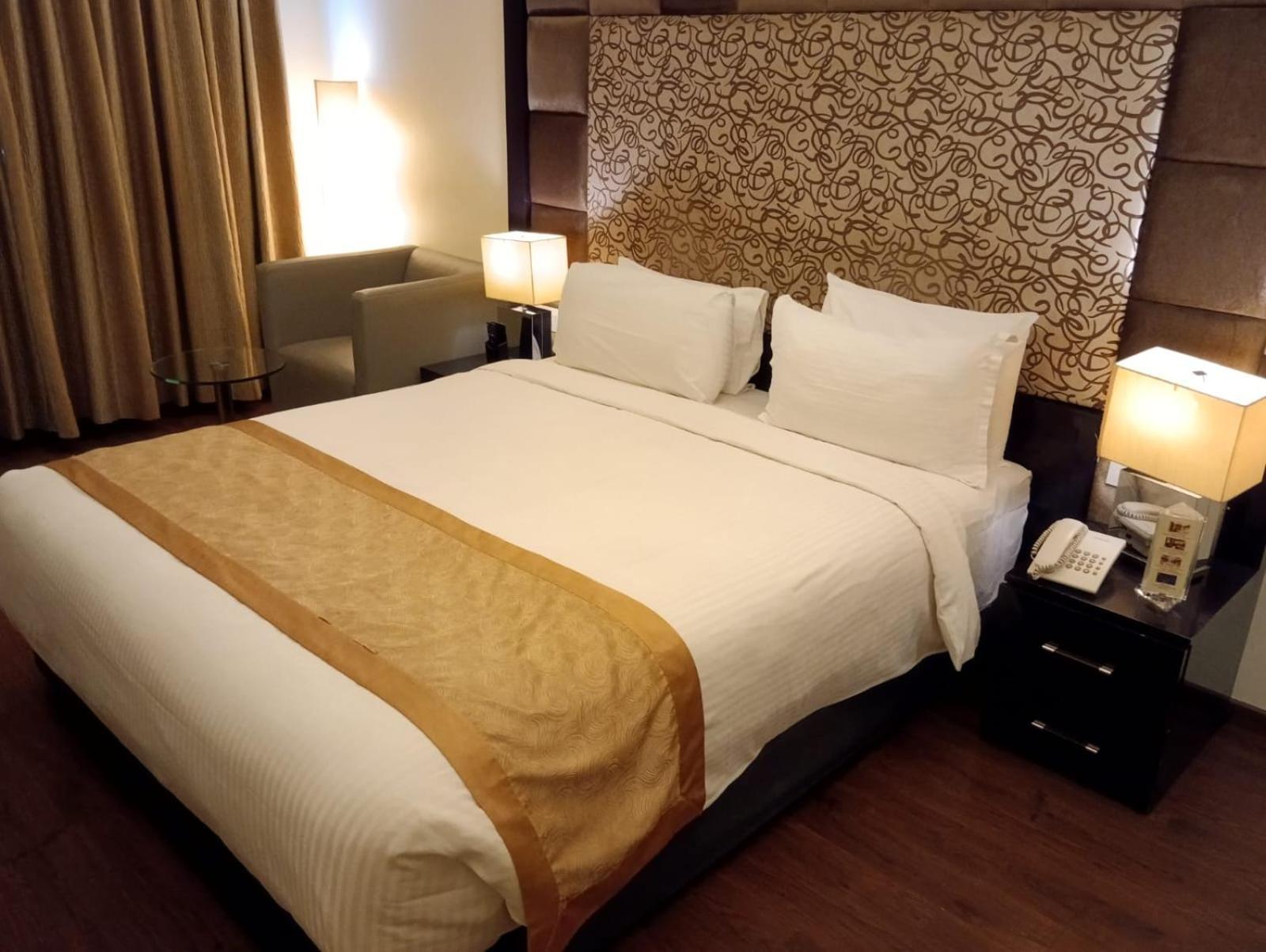 Hotel Oxina Lygon Tiruchirappalli Eksteriør billede