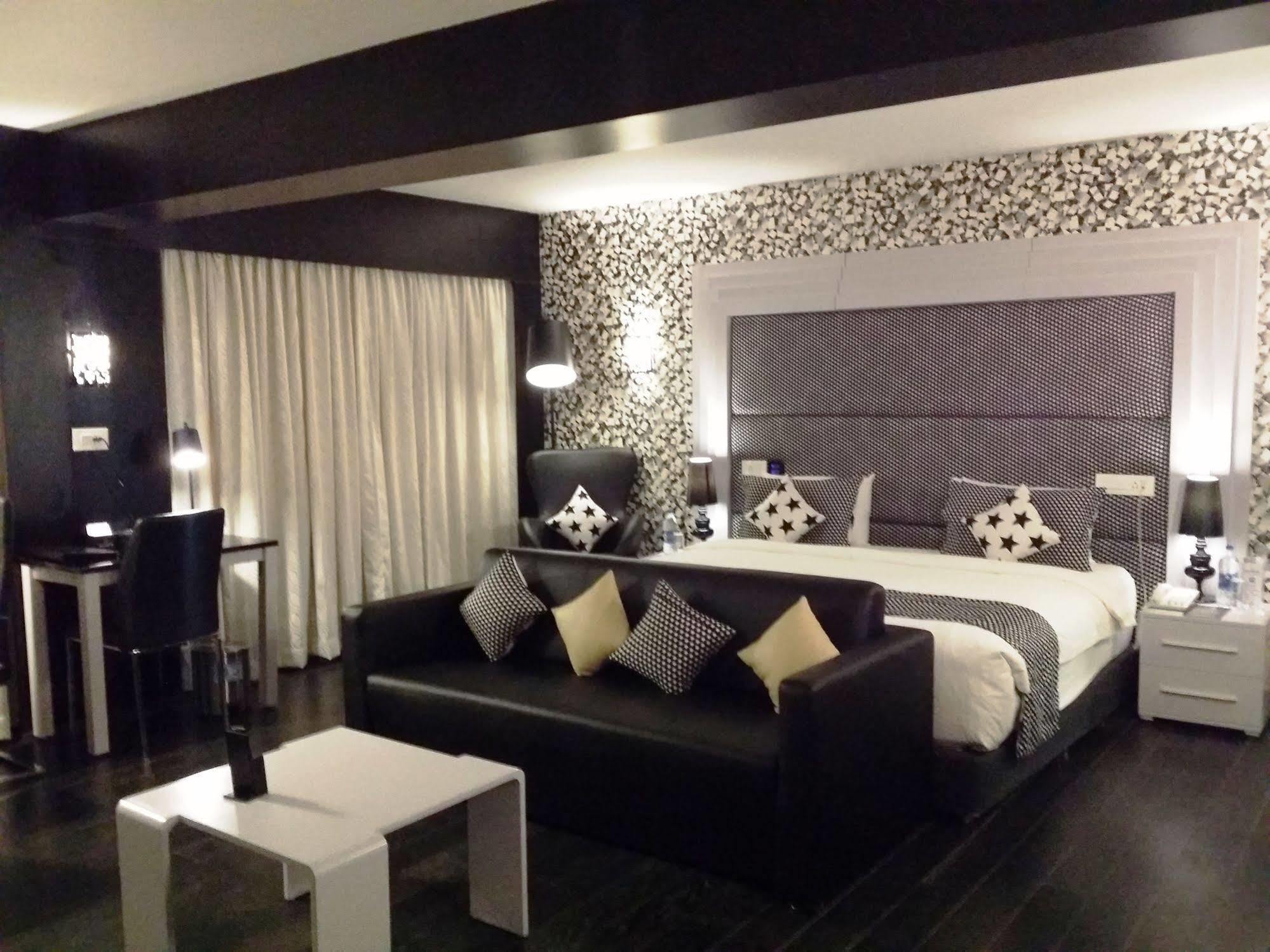 Hotel Oxina Lygon Tiruchirappalli Eksteriør billede