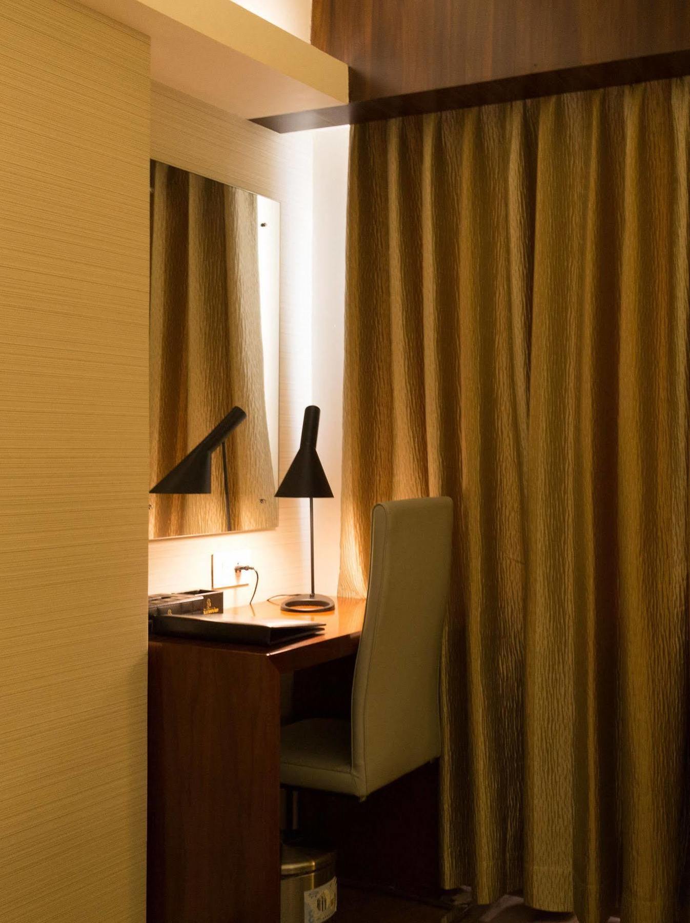 Hotel Oxina Lygon Tiruchirappalli Eksteriør billede