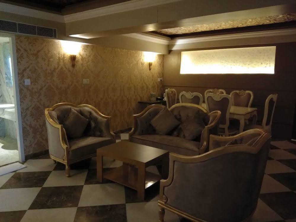 Hotel Oxina Lygon Tiruchirappalli Eksteriør billede