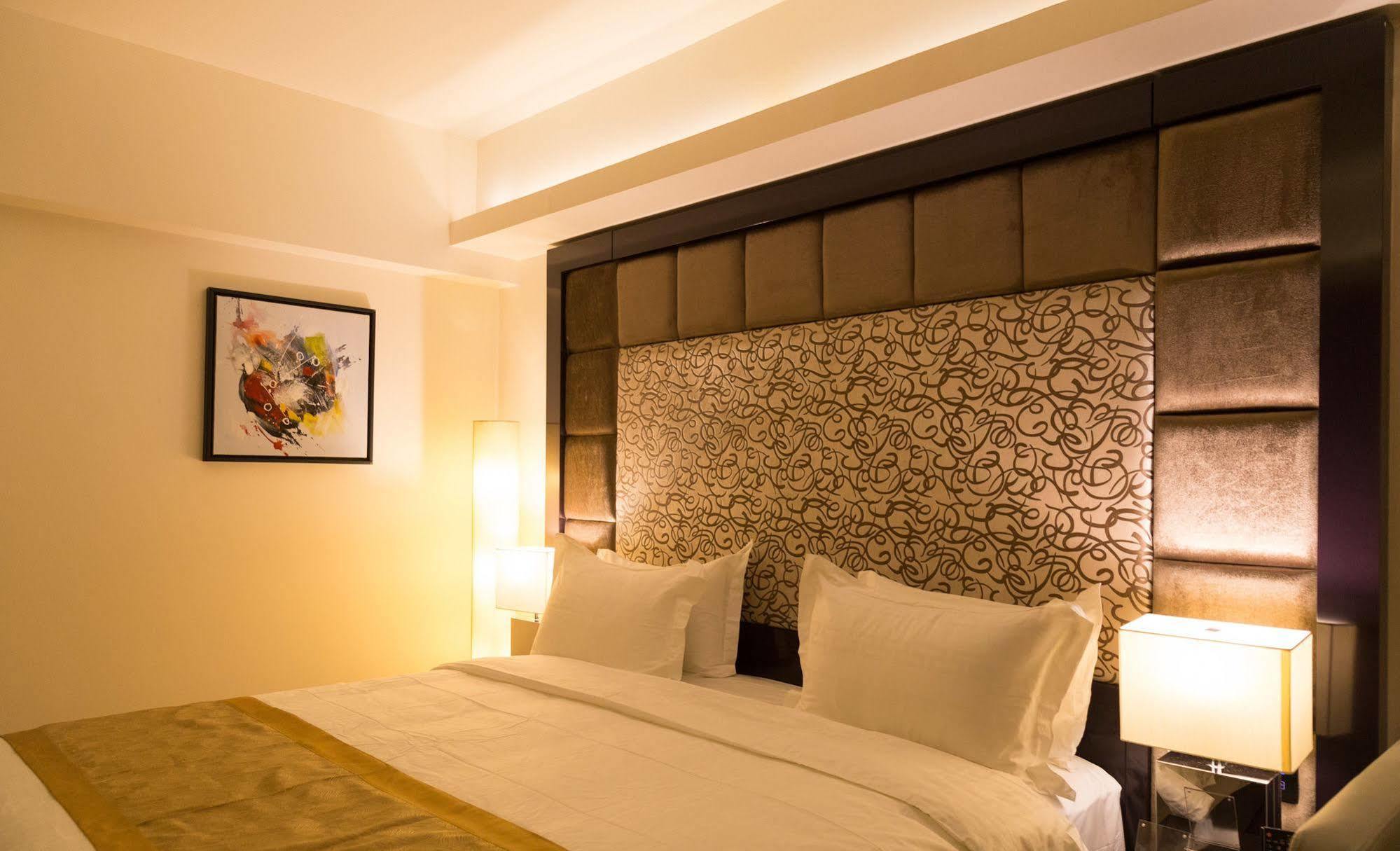 Hotel Oxina Lygon Tiruchirappalli Eksteriør billede